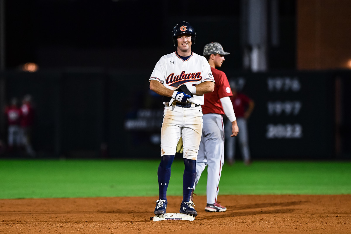 Kason Howell on base for Auburn baseball vs Alabama.